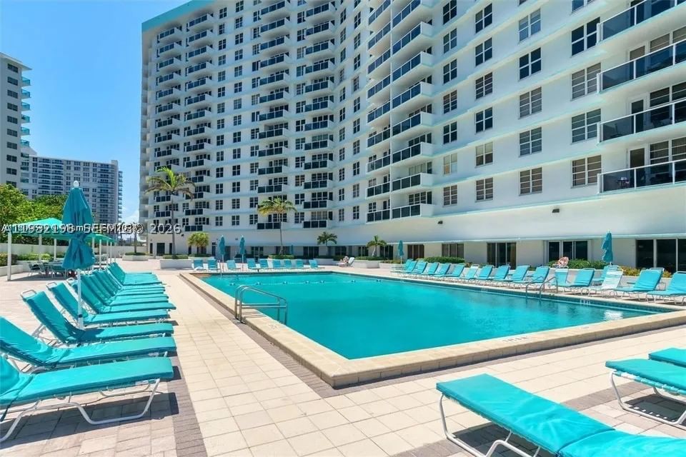 Real estate property located at 3725 Ocean Dr #508 (AVAILABLE), Broward, Sea Air Towers Condo, Hollywood, FL