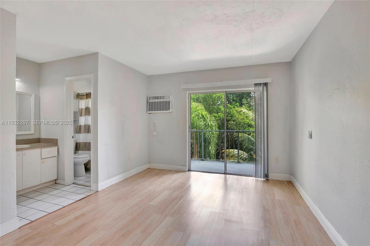 Real estate property located at 1860 Venice Park Dr #204, Miami-dade, Hidden Waters Condo, North Miami, FL