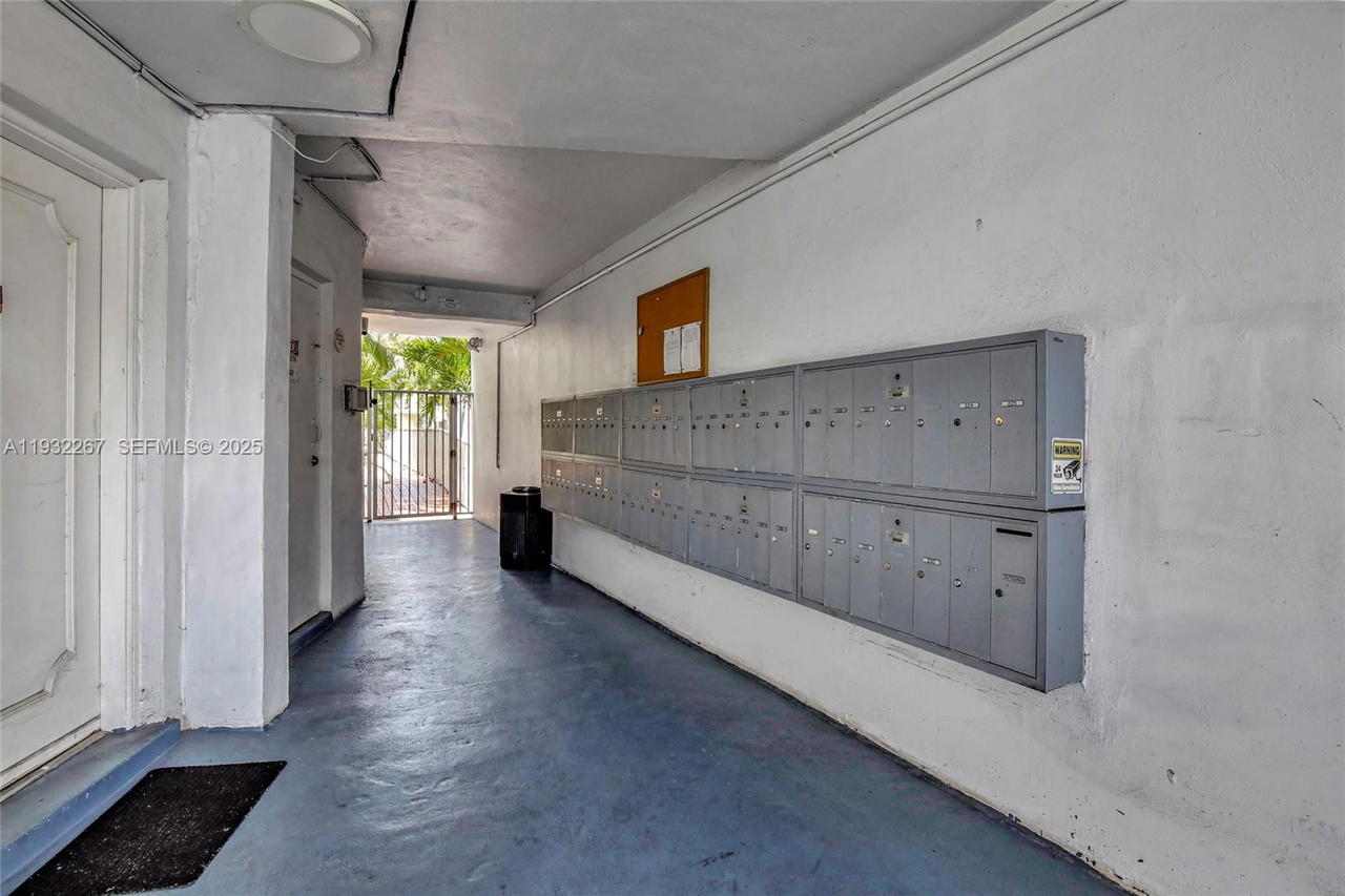 Real estate property located at 1860 Venice Park Dr #204, Miami-dade, Hidden Waters Condo, North Miami, FL