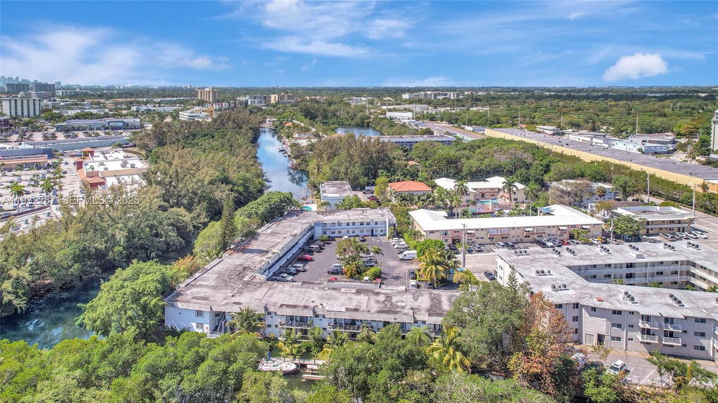 Real estate property located at 1860 Venice Park Dr #204, Miami-dade, Hidden Waters Condo, North Miami, FL
