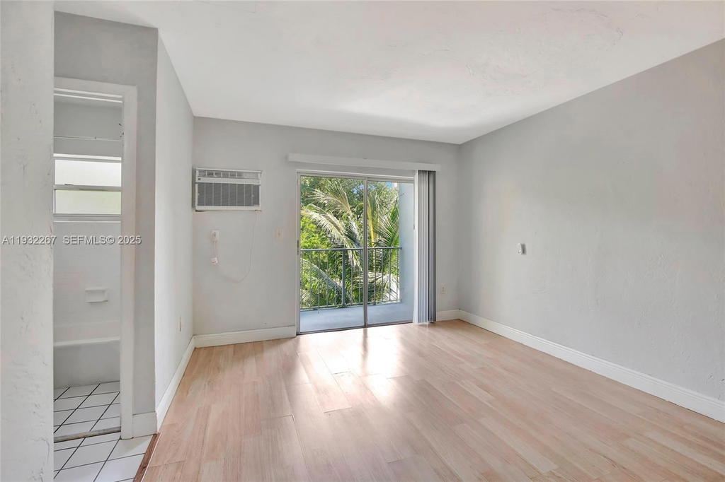 Real estate property located at 1860 Venice Park Dr #204, Miami-dade, Hidden Waters Condo, North Miami, FL