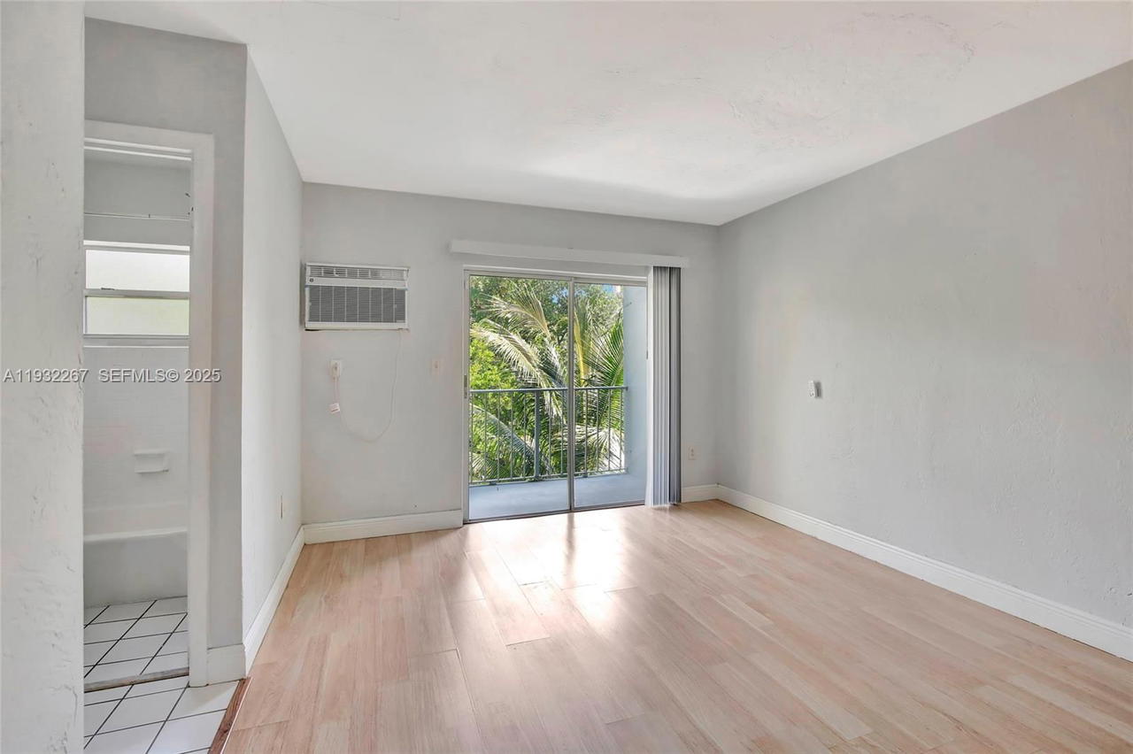 Real estate property located at 1860 Venice Park Dr #204, Miami-dade, Hidden Waters Condo, North Miami, FL