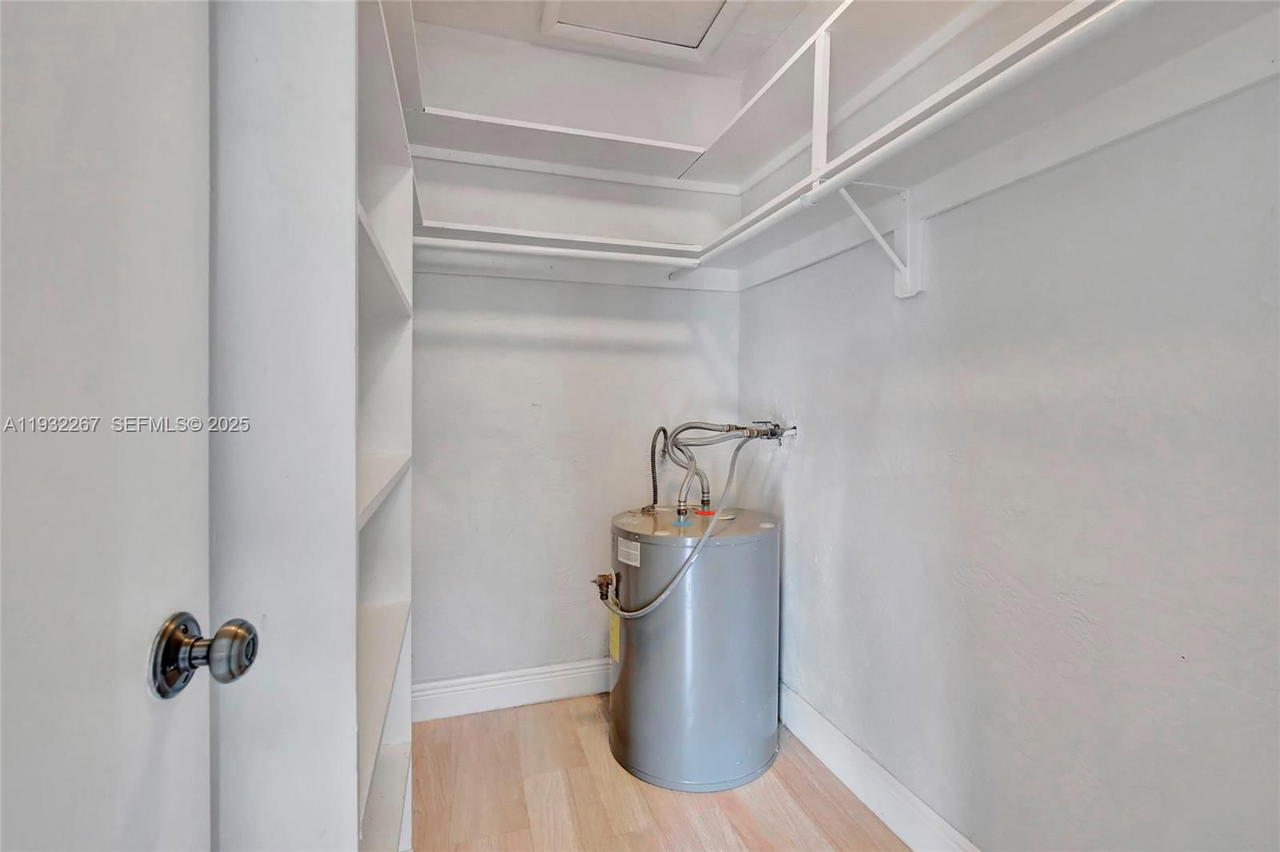 Real estate property located at 1860 Venice Park Dr #204, Miami-dade, Hidden Waters Condo, North Miami, FL