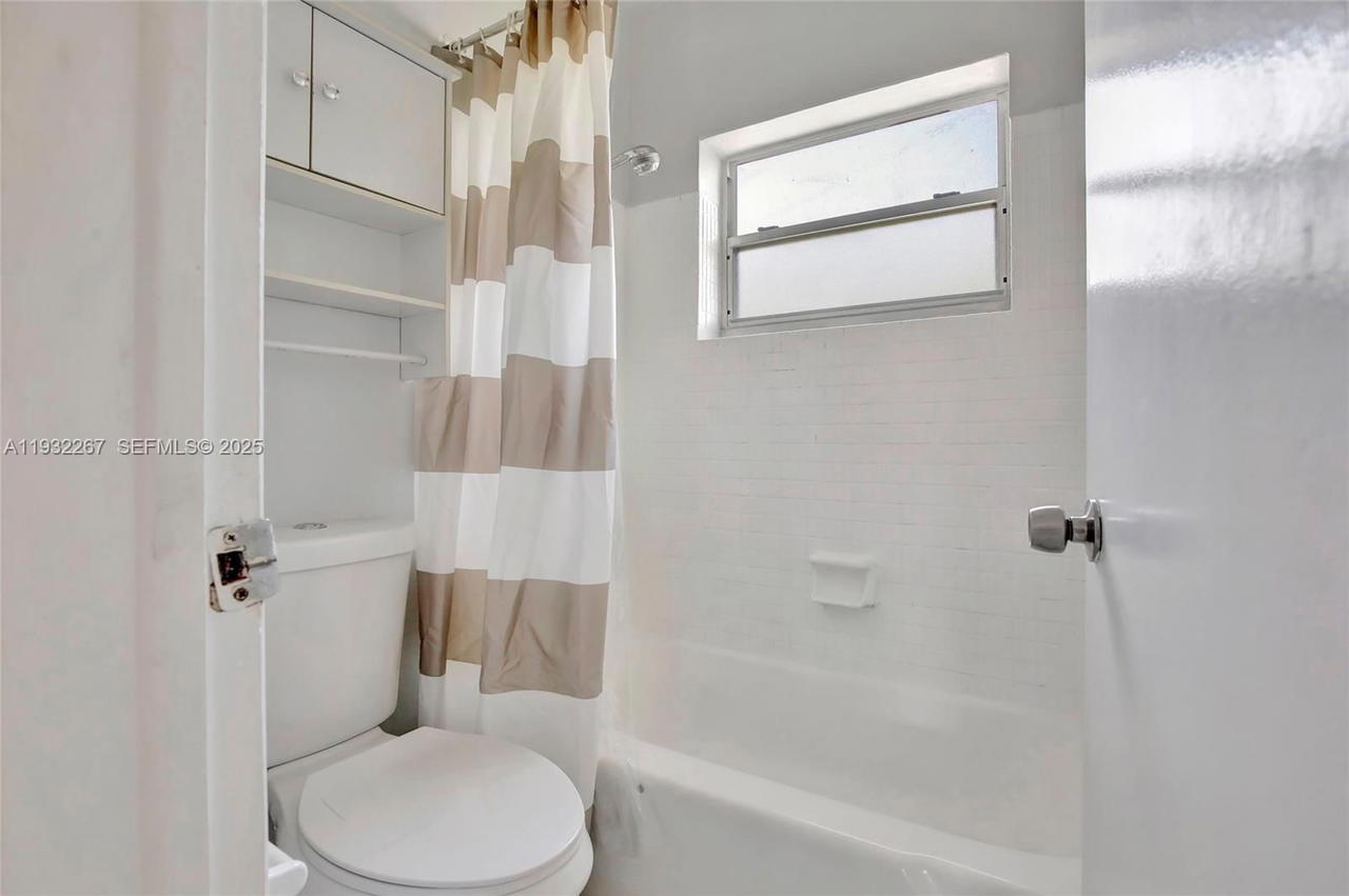 Real estate property located at 1860 Venice Park Dr #204, Miami-dade, Hidden Waters Condo, North Miami, FL
