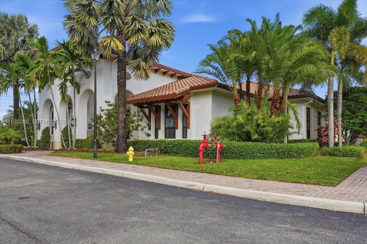 Real estate property located at 4126 Cascada Cir, Broward, Monterra Plat, Cooper City, FL