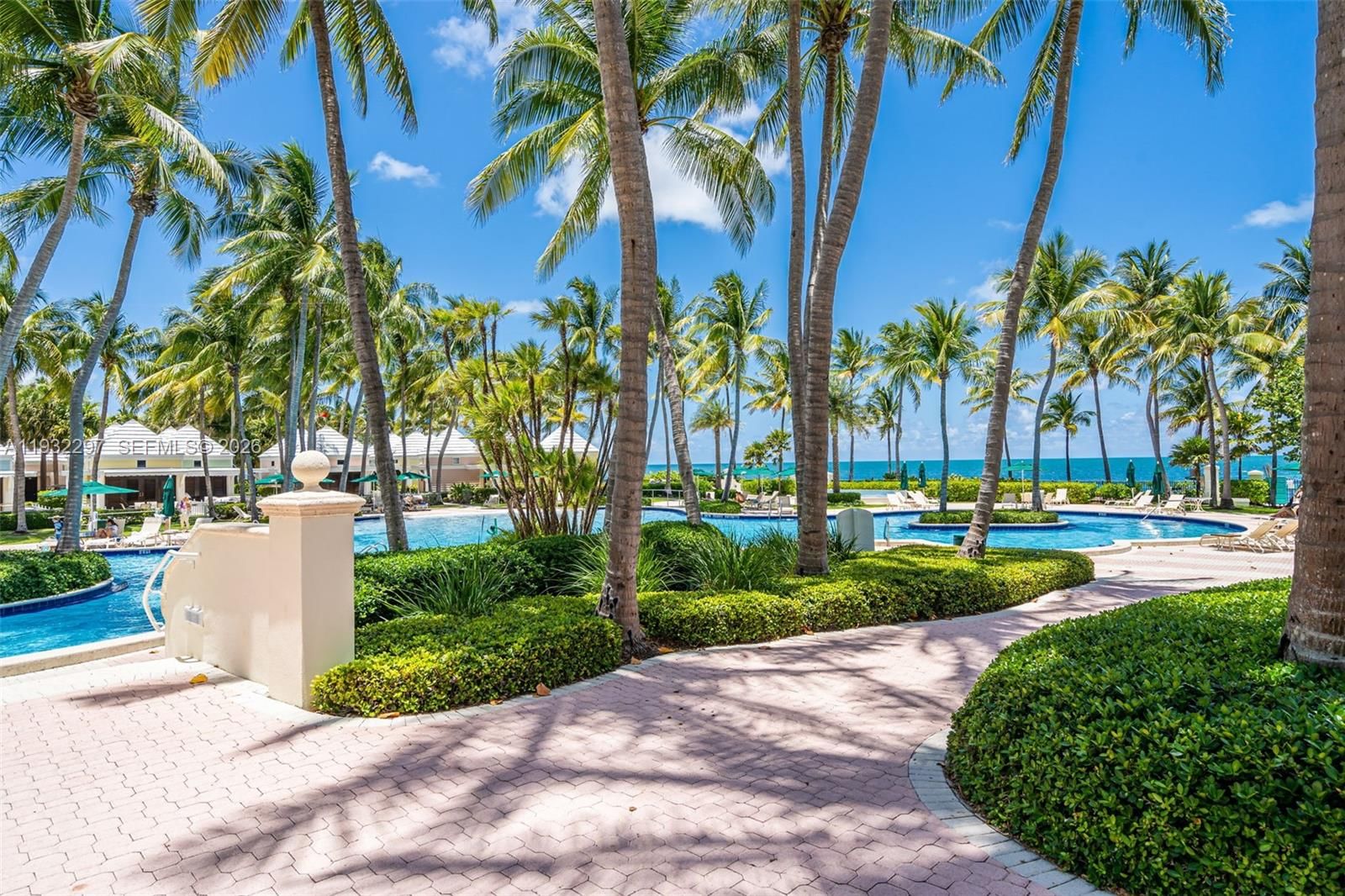 Real estate property located at 781 Crandon Blvd #801, Miami-dade, Club Tower Three Condo, Key Biscayne, FL