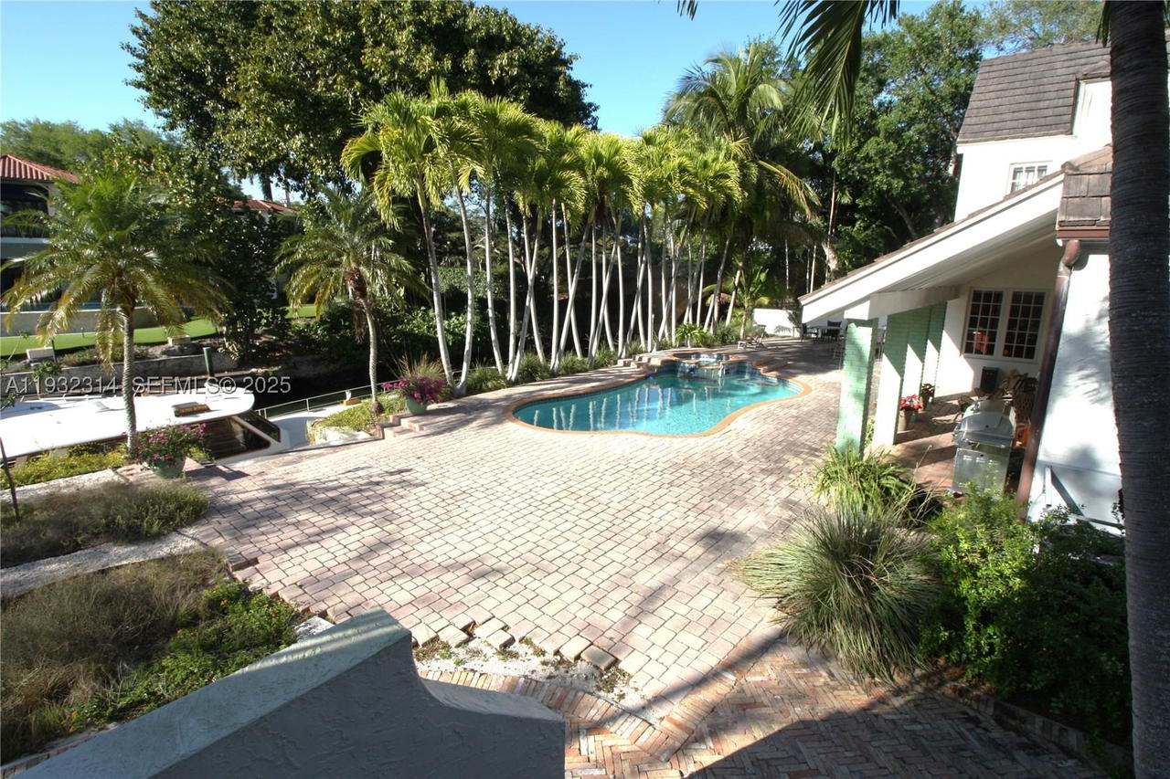 Real estate property located at 6750 Granada Blvd, Miami-dade, C Gables Riviera Sec 12, Coral Gables, FL