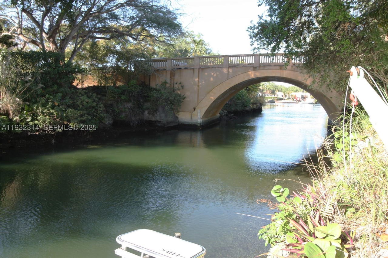 Real estate property located at 6750 Granada Blvd, Miami-dade, C Gables Riviera Sec 12, Coral Gables, FL
