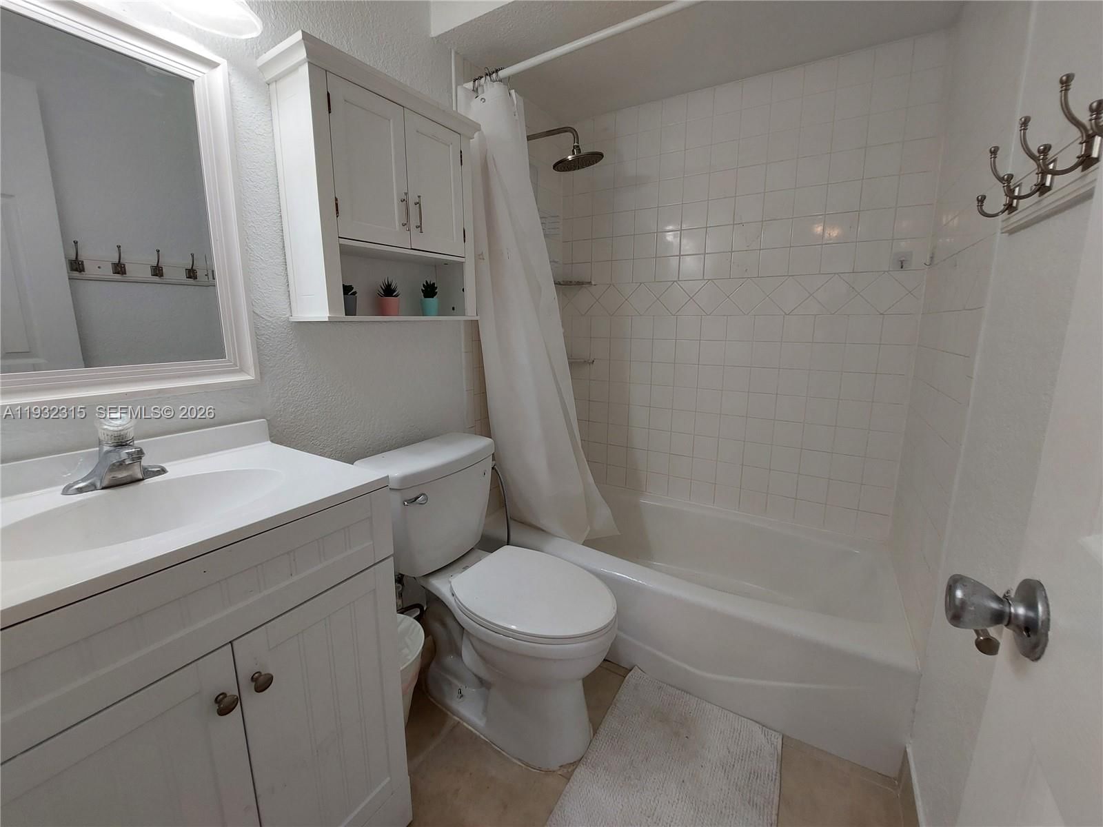 Real estate property located at 2320 Elm Ct, Broward, Everglades Sugar & Land C, Pembroke Pines, FL