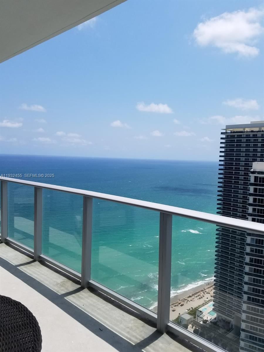 Real estate property located at 4111 Ocean Dr MPH09, Broward, 4111 South Ocean Drive Co, Hollywood, FL