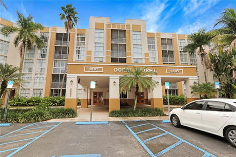 Real estate property located at 9805 52nd St #102, Miami-dade, Doral House Condo No 2, Doral, FL