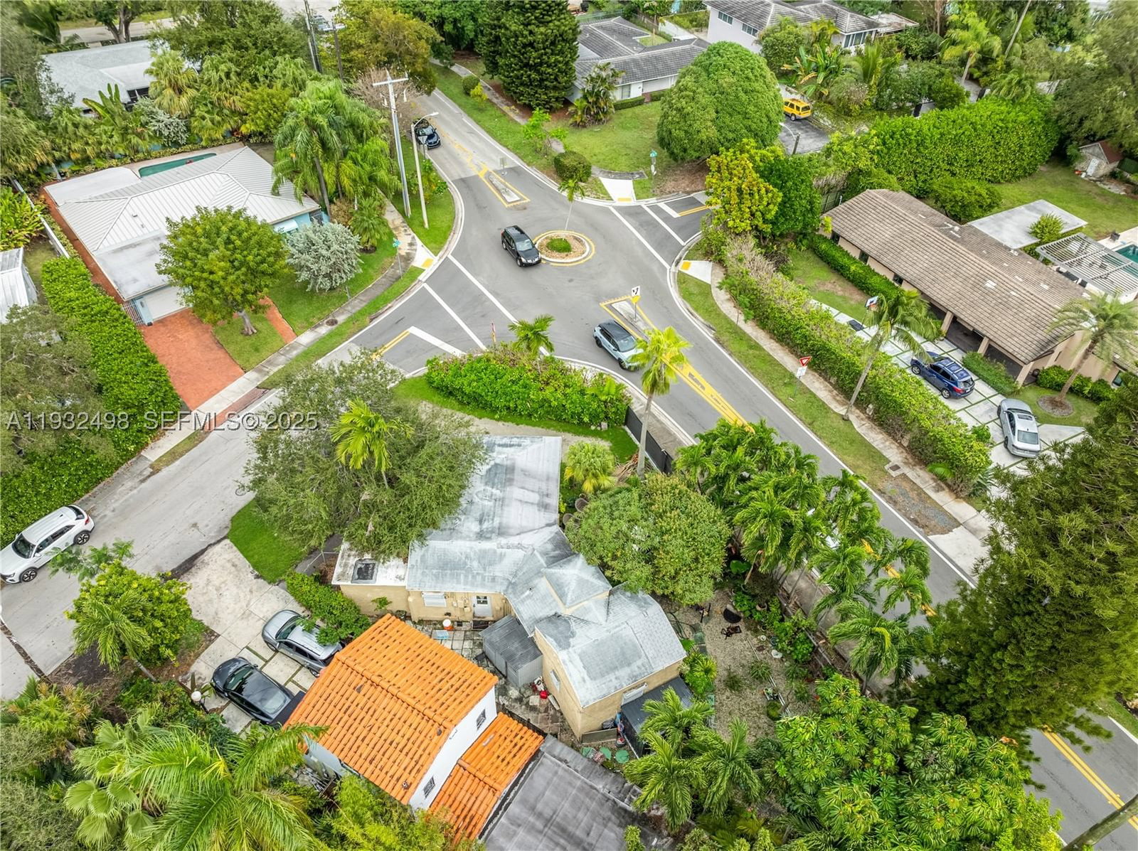 Real estate property located at 8634 10th Ave, Miami-dade, Milledge Heights, Miami, FL