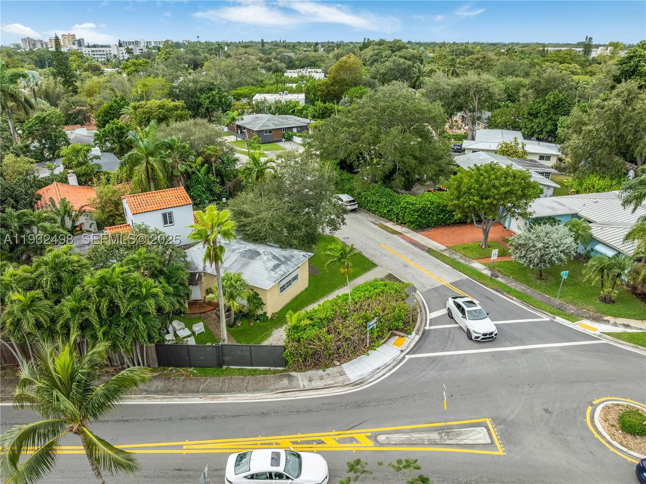 Real estate property located at 8634 10th Ave, Miami-dade, Milledge Heights, Miami, FL