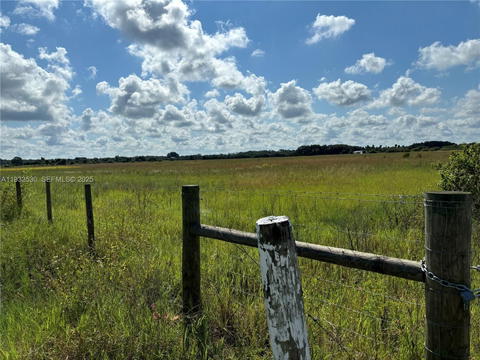 Real estate property located at 2516 Christopher Lane, Hendry, Other Geographic Area (out Of Area Only), Clewiston, FL