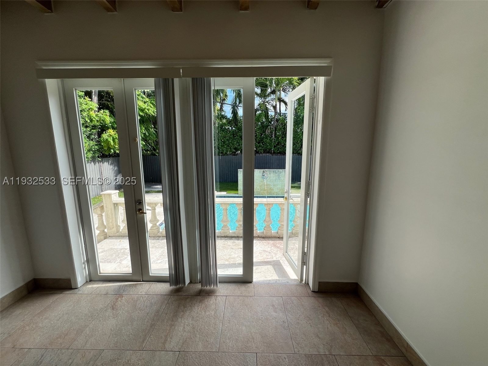 Real estate property located at 4575 Post Ave, Miami-dade, Surprise Lake, Miami Beach, FL
