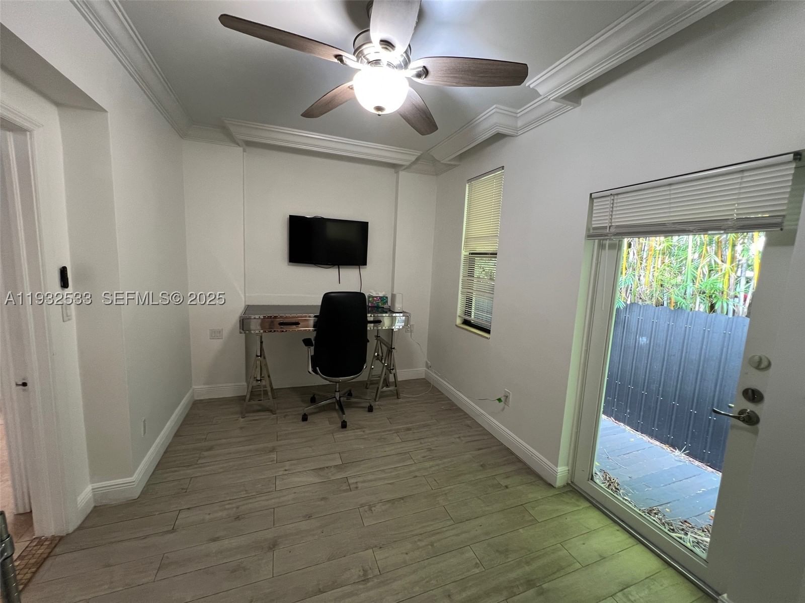 Real estate property located at 4575 Post Ave, Miami-dade, Surprise Lake, Miami Beach, FL