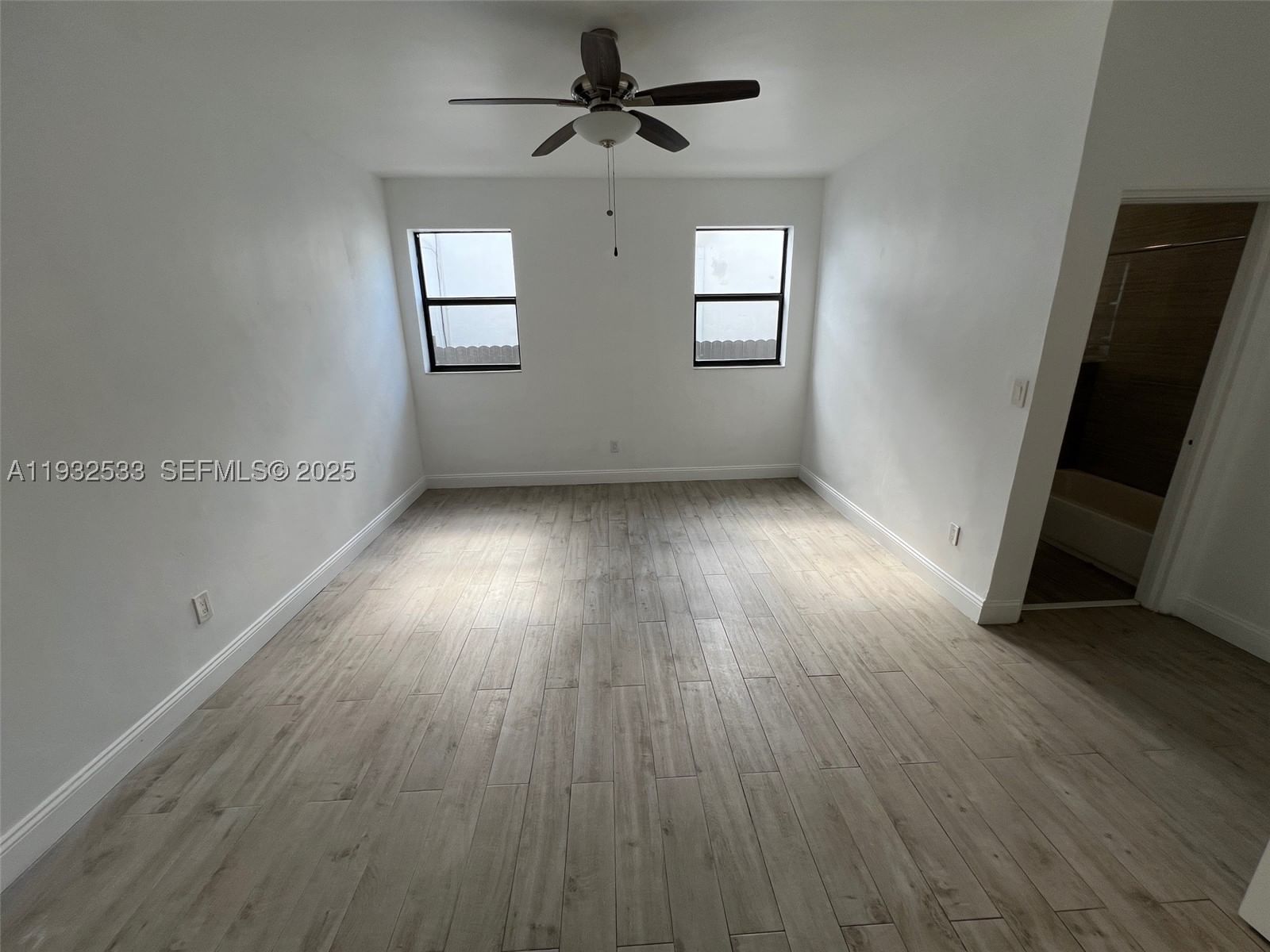 Real estate property located at 4575 Post Ave, Miami-dade, Surprise Lake, Miami Beach, FL