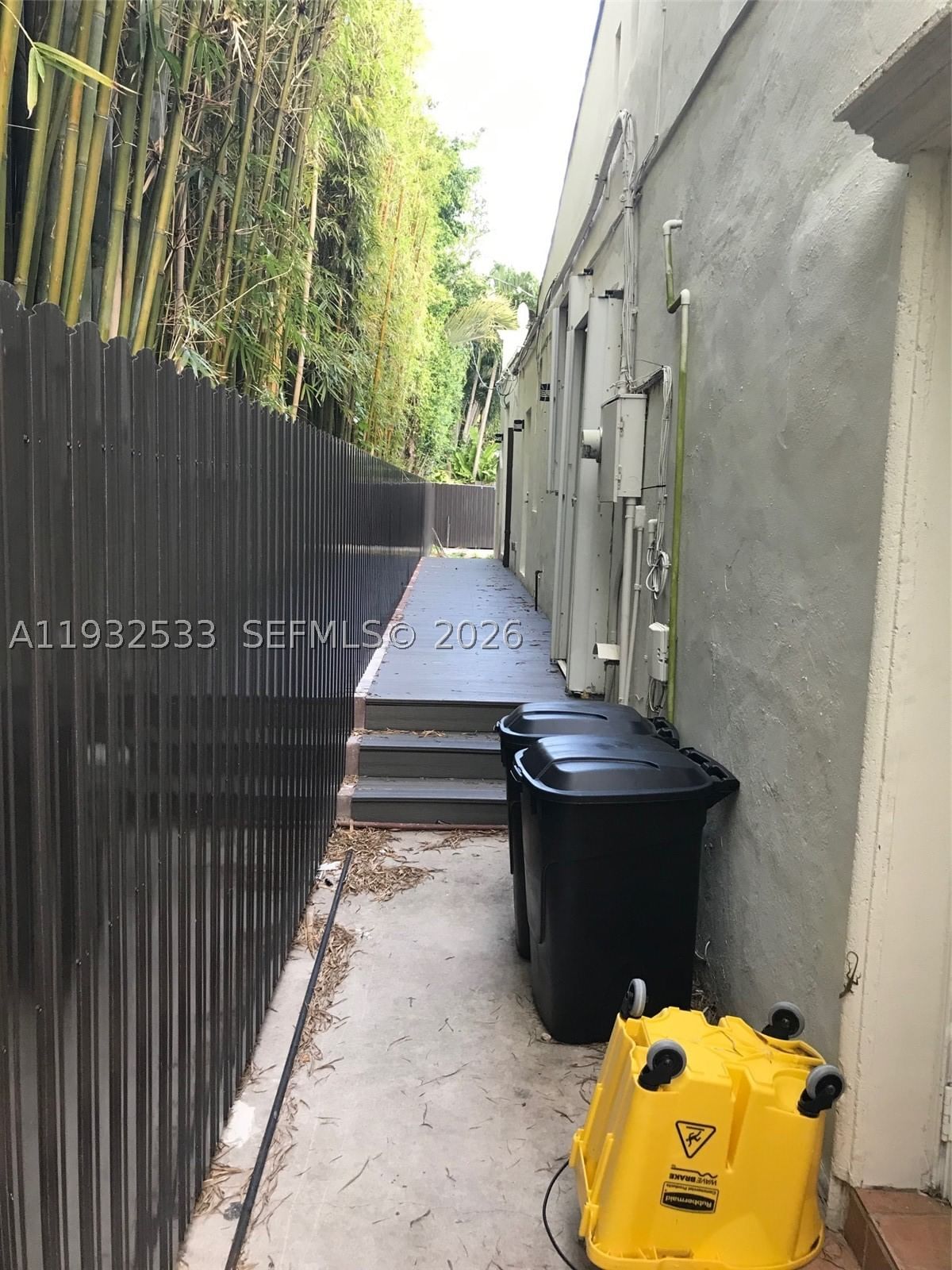 Real estate property located at 4575 Post Ave, Miami-dade, Surprise Lake, Miami Beach, FL