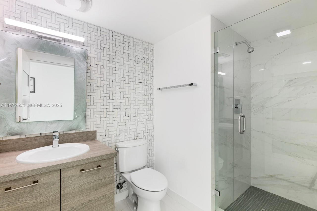 Real estate property located at 400 Sunny Isles Blvd #2008, Miami-dade, 400 Sunny Isles Condo Wes, Sunny Isles Beach, FL