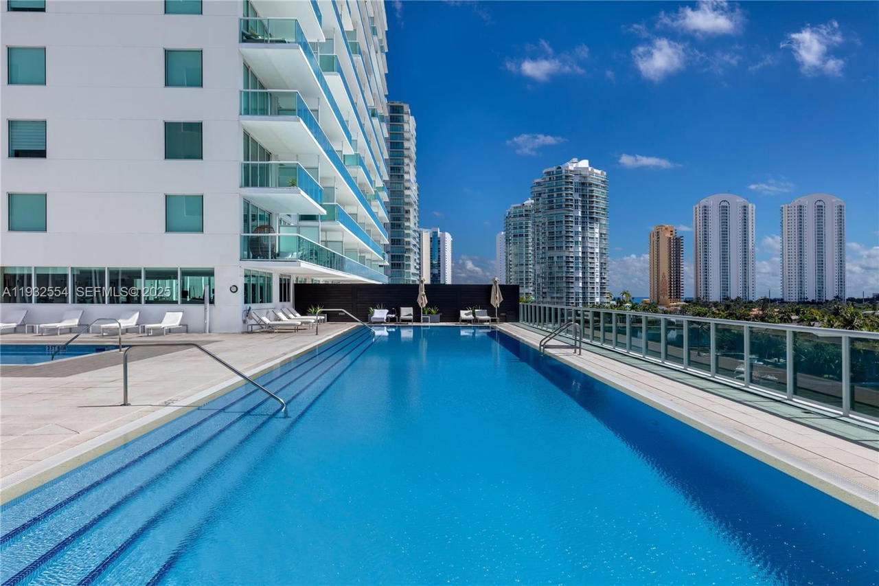 Real estate property located at 400 Sunny Isles Blvd #2008, Miami-dade, 400 Sunny Isles Condo Wes, Sunny Isles Beach, FL