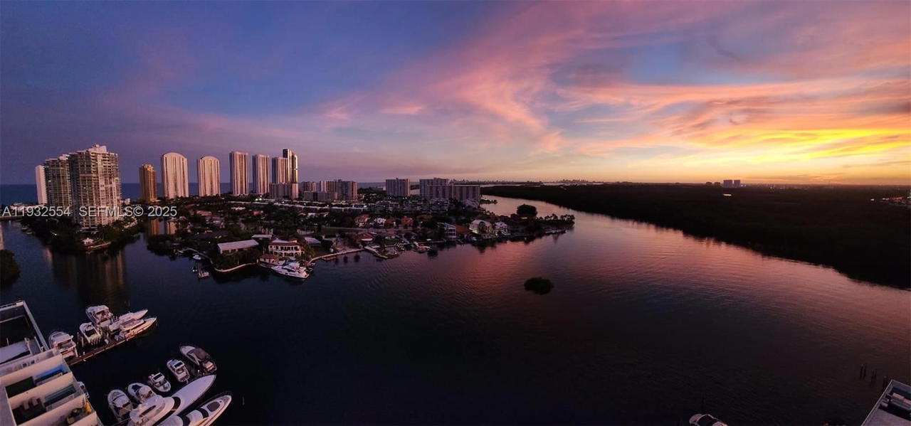 Real estate property located at 400 Sunny Isles Blvd #2008, Miami-dade, 400 Sunny Isles Condo Wes, Sunny Isles Beach, FL