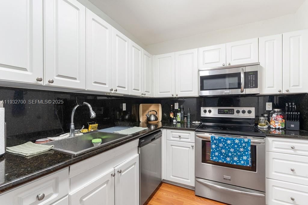 Real estate property located at 7915 104th St #101G, Miami-dade, Venetian Palms Condo, Miami, FL