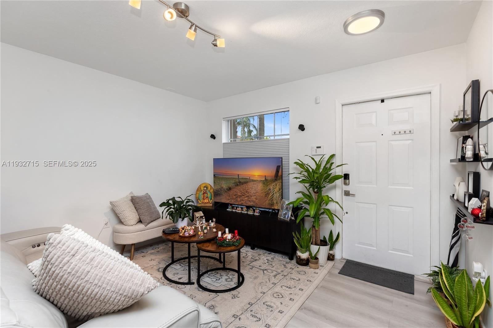 Real estate property located at 17006 22nd St, Broward, Pembroke Isles 1, Pembroke Pines, FL