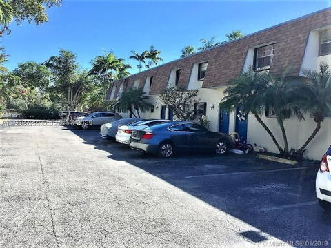 Real estate property located at 15385 Dixie Hwy 22 Hwy, Miami-dade, Coral Reef Townhouses Con, Palmetto Bay, FL