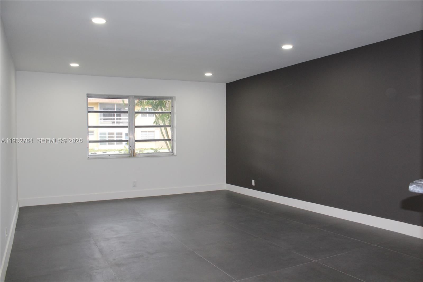 Real estate property located at 5140 40th Ave #3C, Broward, Oak Hills Condo No V, Dania Beach, FL