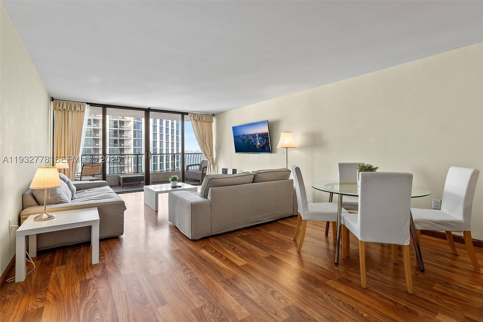 Real estate property located at 555 15th St #14G, Miami-dade, Venetia Condo, Miami, FL