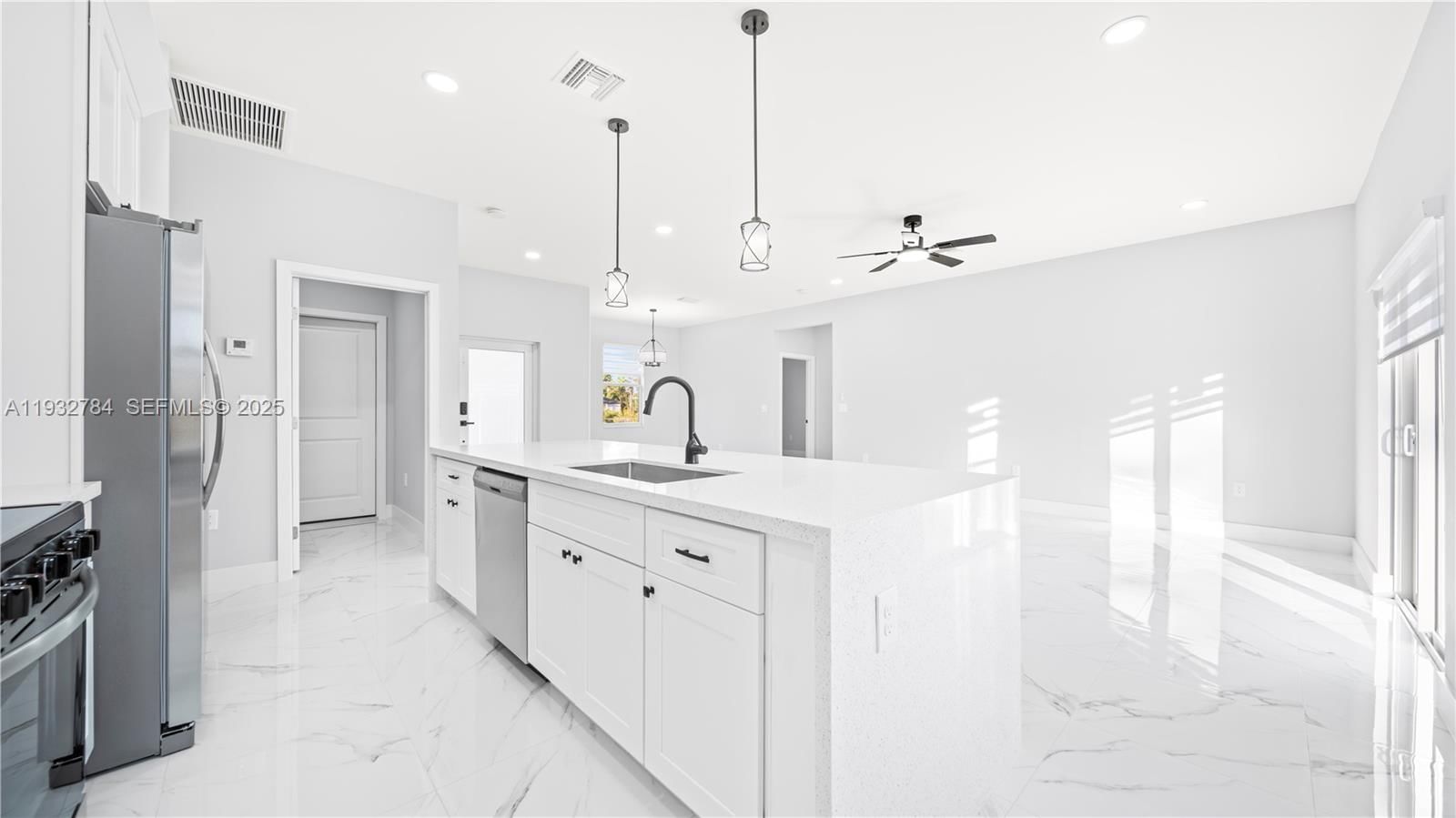 Real estate property located at 539 Hutton St, Lee, Lehigh Acres, Lehigh Acres, FL
