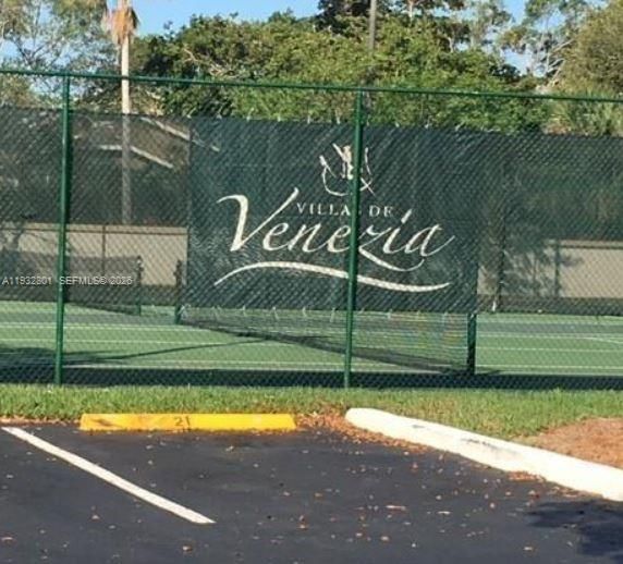 Real estate property located at 9983 Nob Hill Ct ., Broward, Villas De Venezia Condo, Sunrise, FL