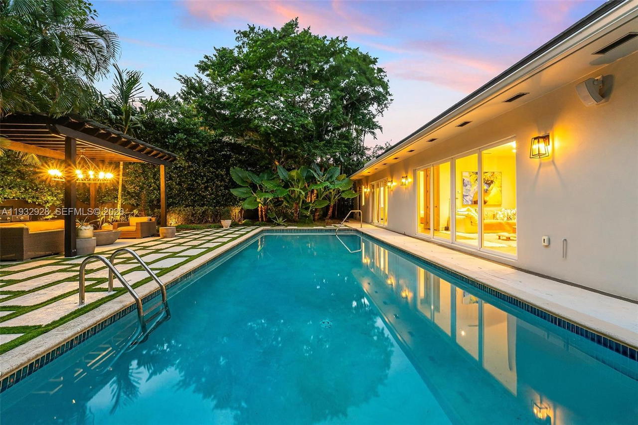 Real estate property located at 680 Buttonwood Ln, Miami-dade, Bay Point, Miami, FL