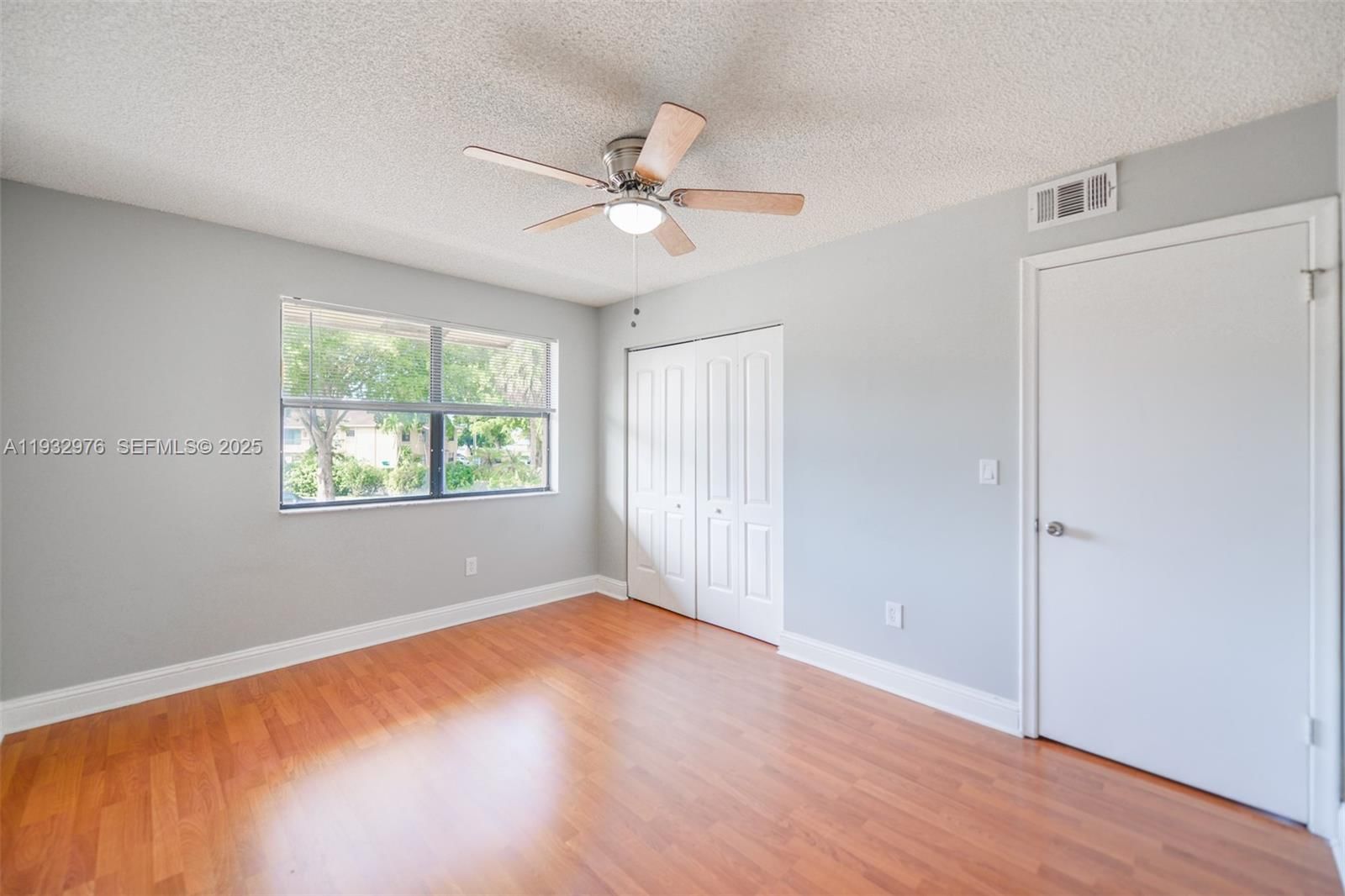 Real estate property located at 2570 67th Pl #21-2, Miami-dade, Lago Grande One Condo, Hialeah, FL