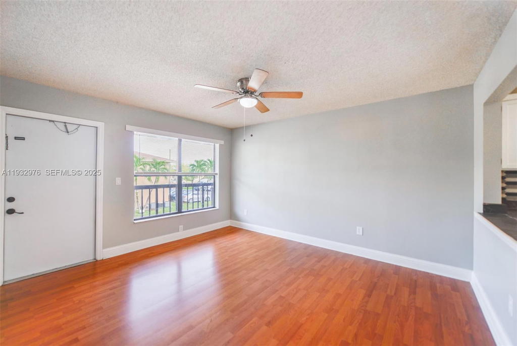 Real estate property located at 2570 67th Pl #21-2, Miami-dade, Lago Grande One Condo, Hialeah, FL
