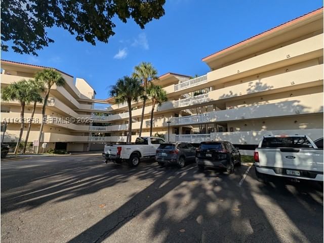 Real estate property located at 7041 Environ Blvd #430, Broward, Environ I Condo 5 And 6, Lauderhill, FL