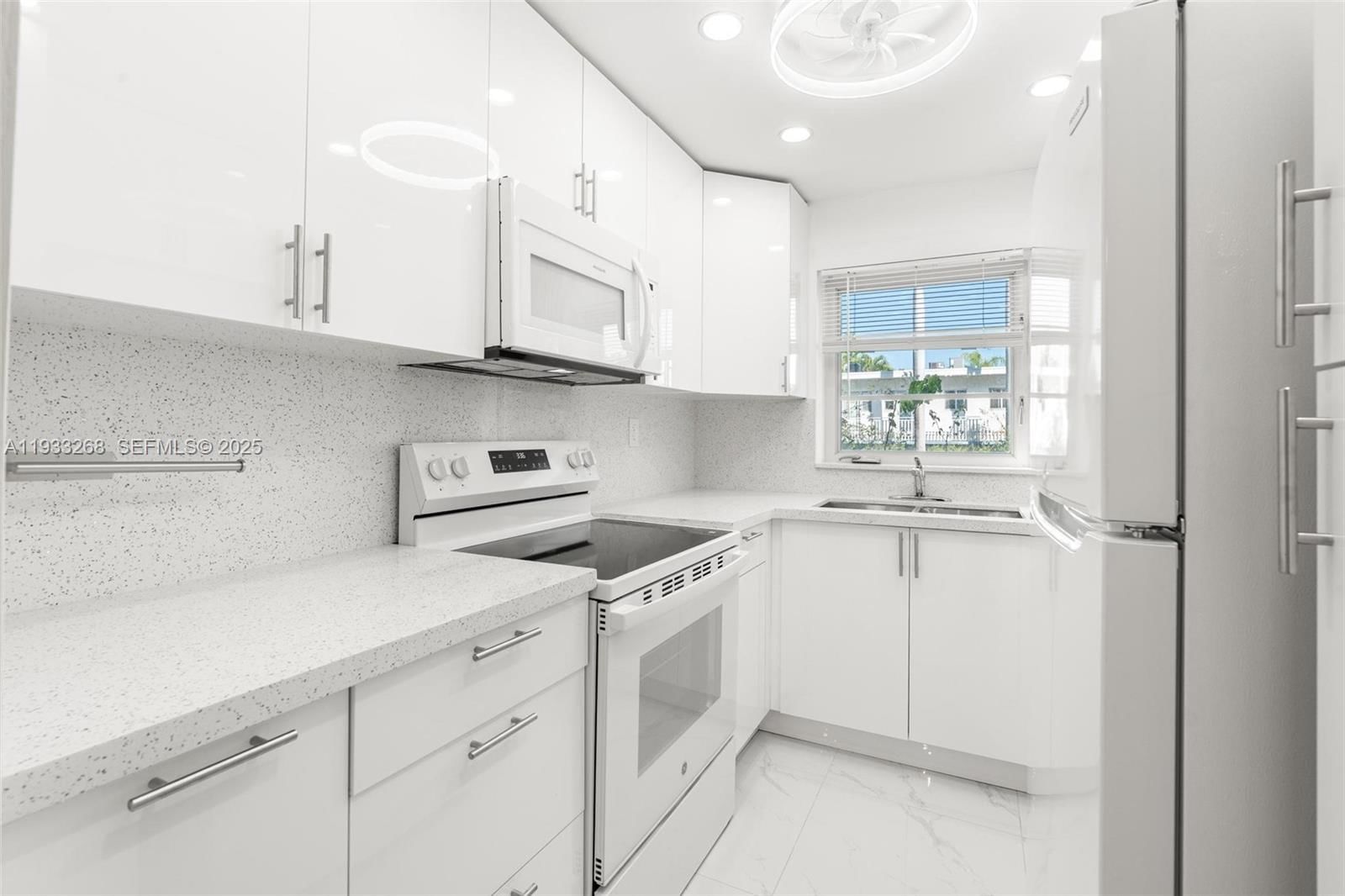 Real estate property located at 1820 James Ave #2A, Miami-dade, 1820 James Ave Condo, Miami Beach, FL