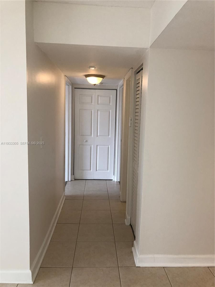 Real estate property located at 8400 133rd Ave Rd #324, Miami-dade, The Horizons West Condo #, Miami, FL