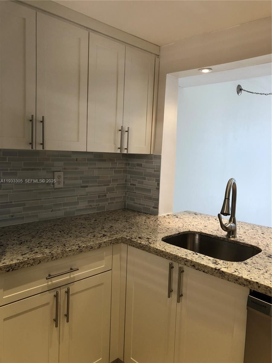 Real estate property located at 8400 133rd Ave Rd #324, Miami-dade, The Horizons West Condo #, Miami, FL