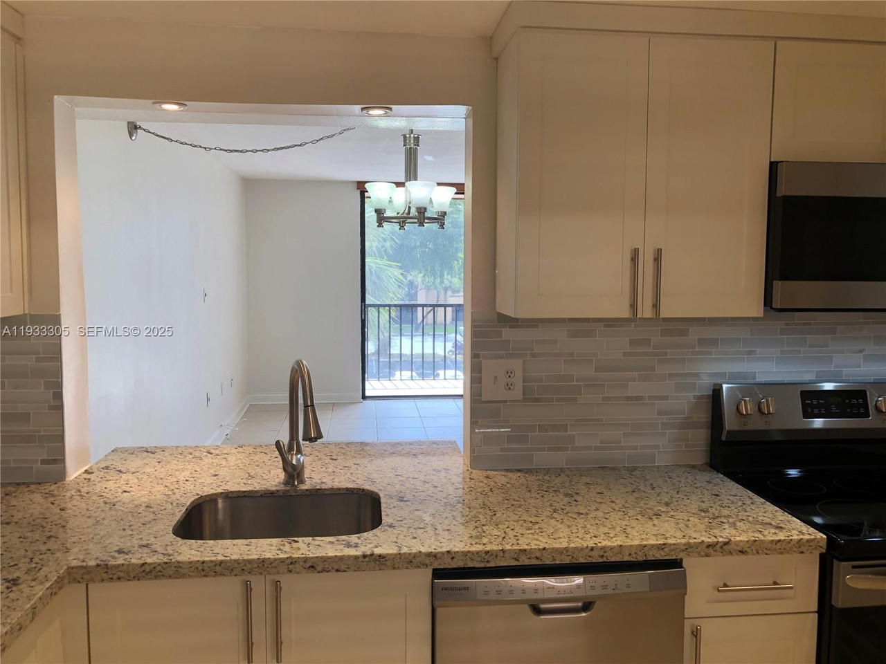 Real estate property located at 8400 133rd Ave Rd #324, Miami-dade, The Horizons West Condo #, Miami, FL