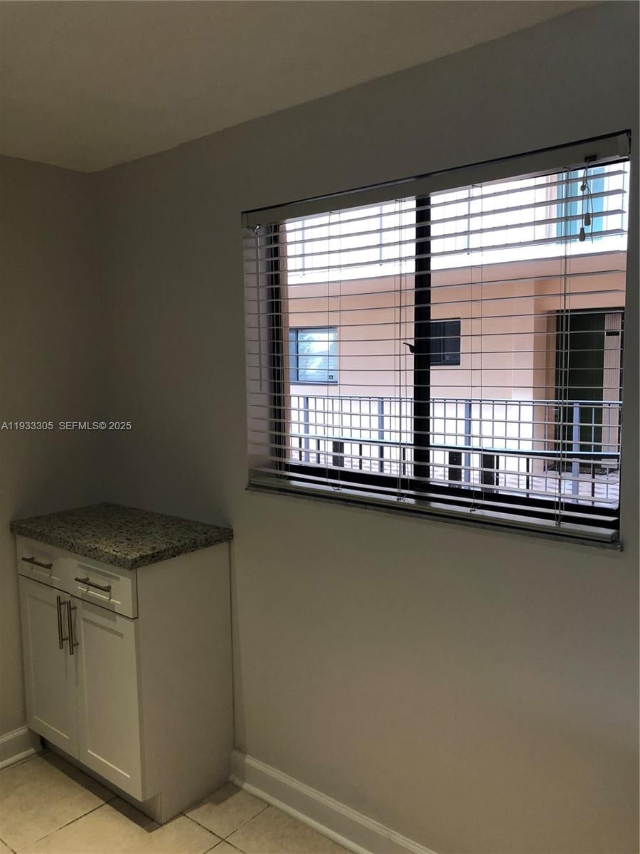 Real estate property located at 8400 133rd Ave Rd #324, Miami-dade, The Horizons West Condo #, Miami, FL