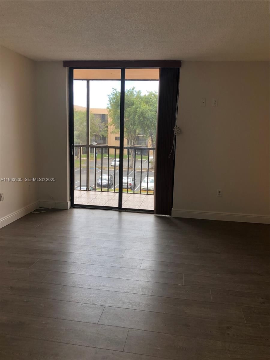 Real estate property located at 8400 133rd Ave Rd #324, Miami-dade, The Horizons West Condo #, Miami, FL