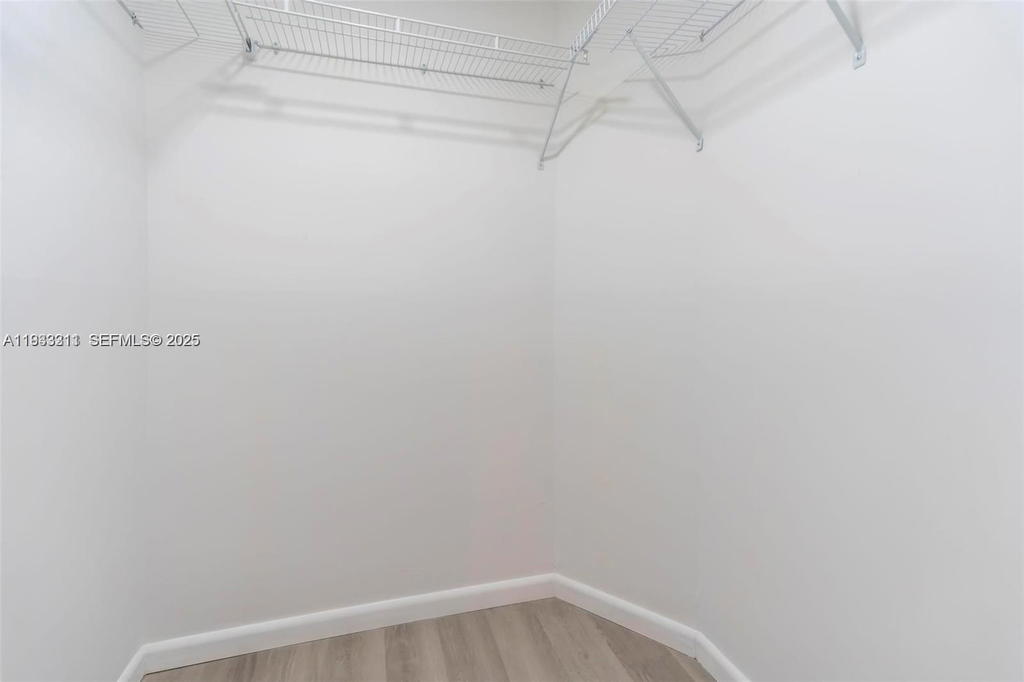 Real estate property located at 2601 48TH TERRACE #147, Broward, Cypress Chase Condo No 8, Lauderdale Lakes, FL