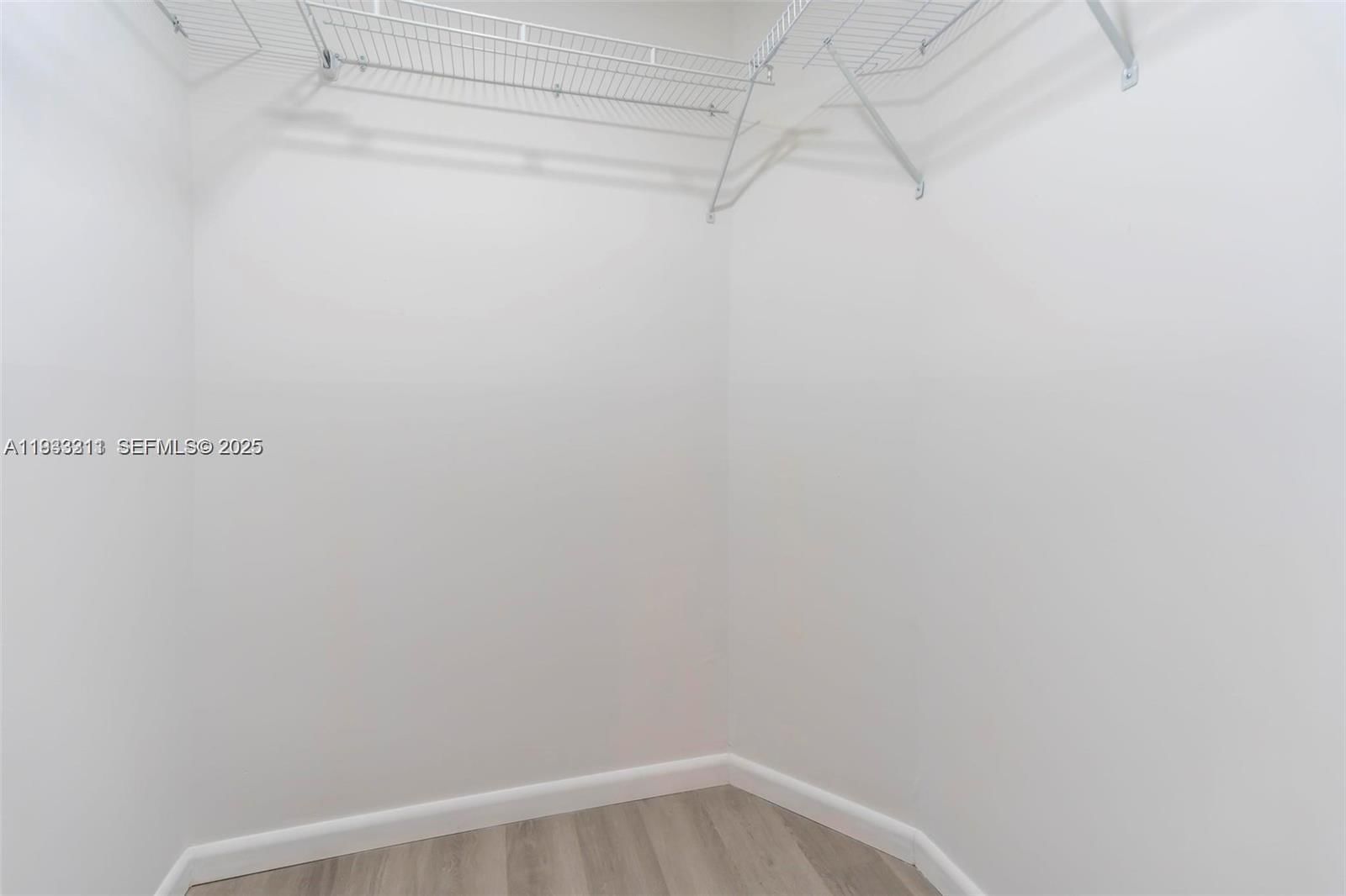 Real estate property located at 2601 48TH TERRACE #147, Broward, Cypress Chase Condo No 8, Lauderdale Lakes, FL