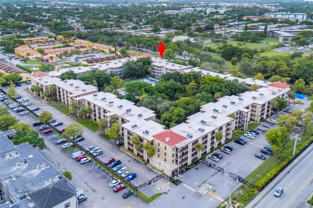 Real estate property located at 2601 48TH TERRACE #147, Broward, Cypress Chase Condo No 8, Lauderdale Lakes, FL
