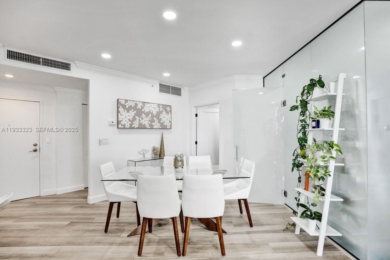 Real estate property located at 1 Century Ln #510, Miami-dade, The Vistas Condo, Miami Beach, FL