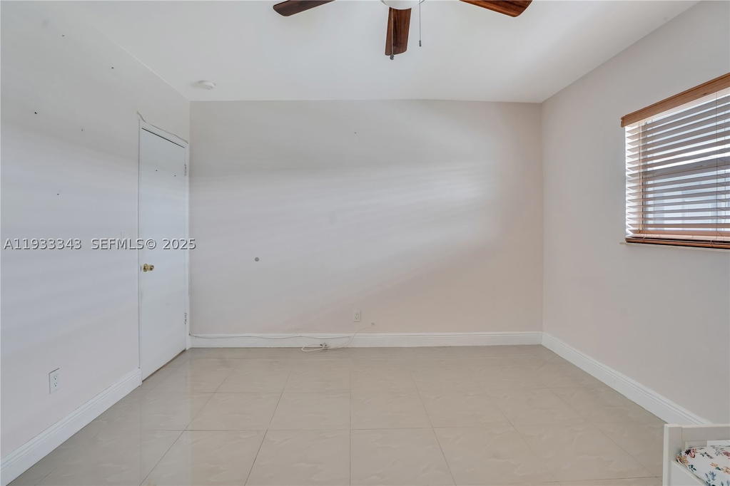 Real estate property located at 7401 Pines Blvd #221, Broward, Pembroke House Condo, Pembroke Pines, FL