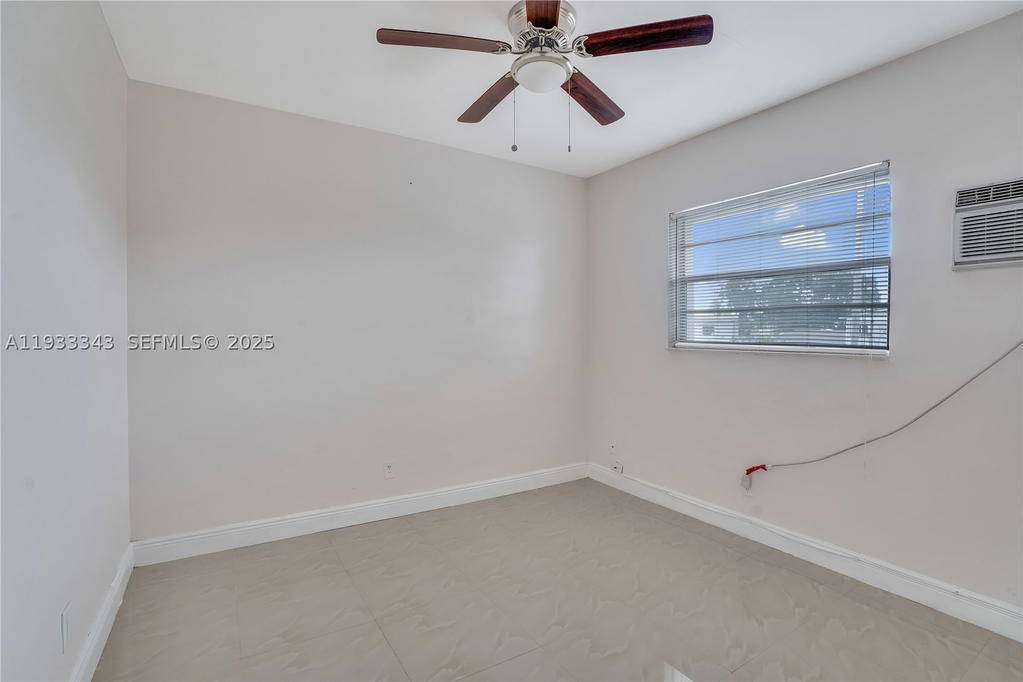 Real estate property located at 7401 Pines Blvd #221, Broward, Pembroke House Condo, Pembroke Pines, FL