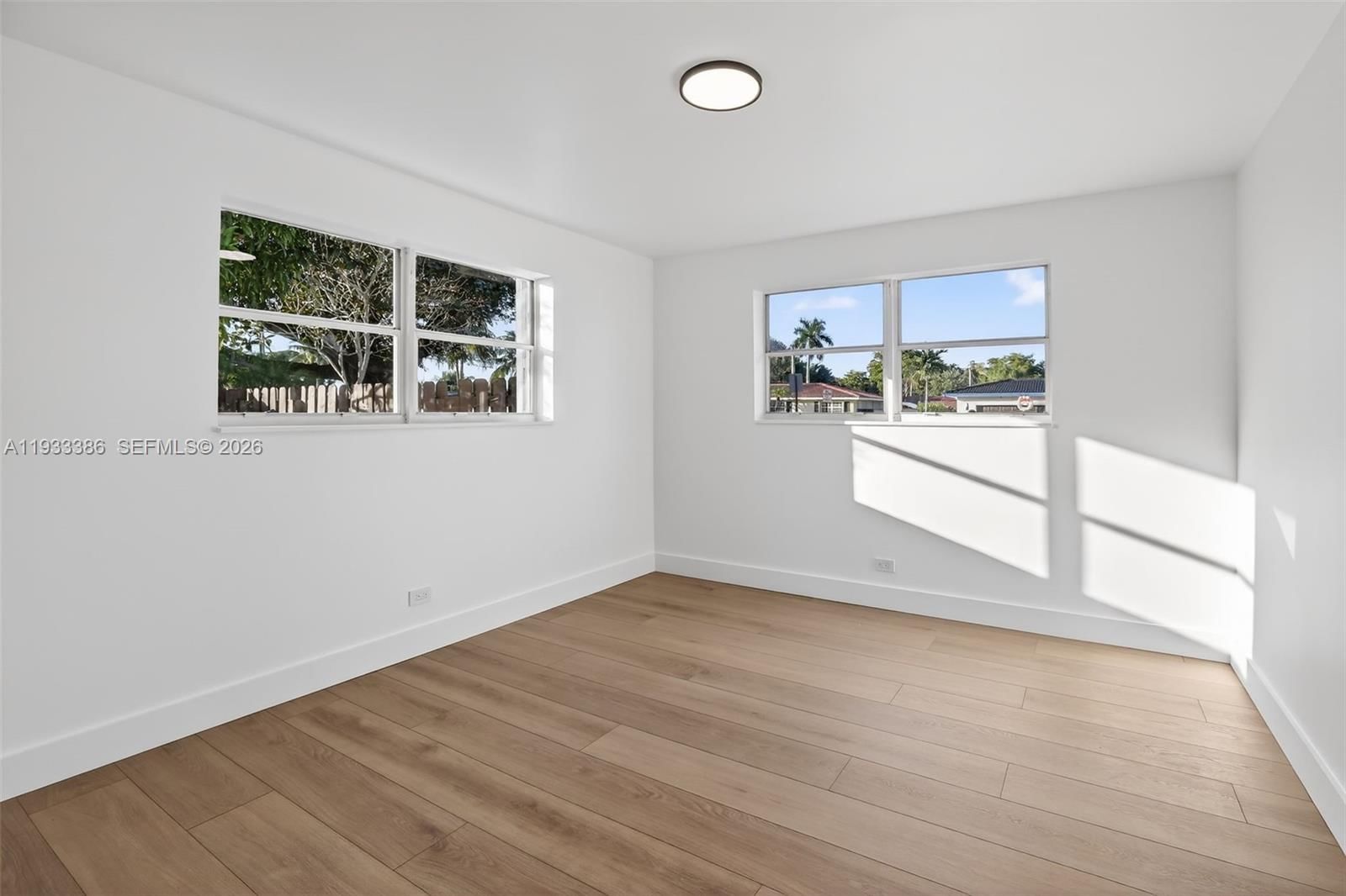 Real estate property located at 6800 7th St, Broward, Plantation Gardens Sec 5, Plantation, FL