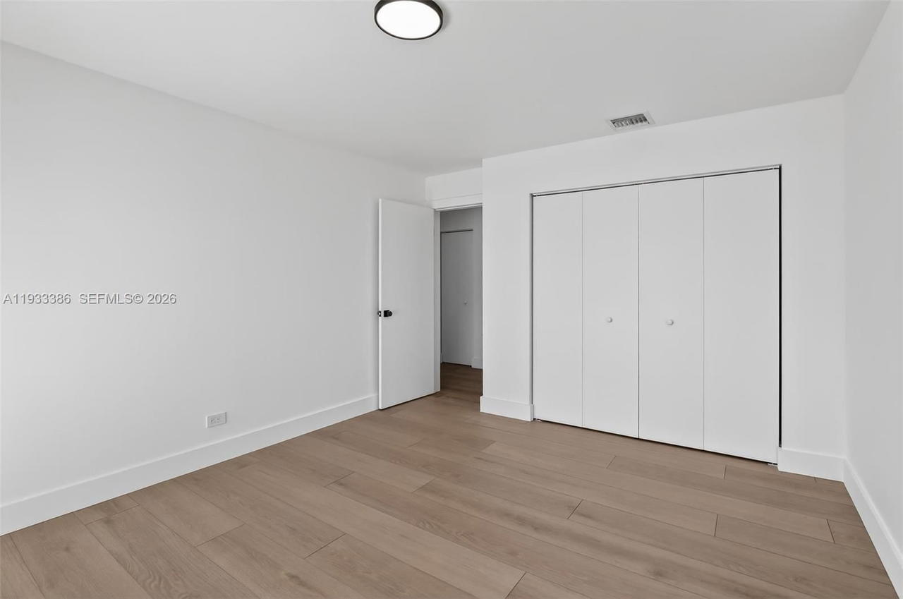 Real estate property located at 6800 7th St, Broward, Plantation Gardens Sec 5, Plantation, FL